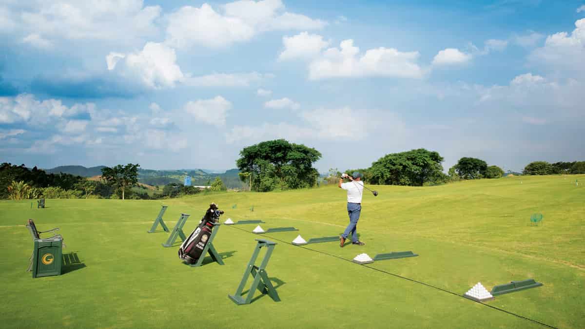 Clubes de Golf Privados vs Públicos: Cuál Elegir